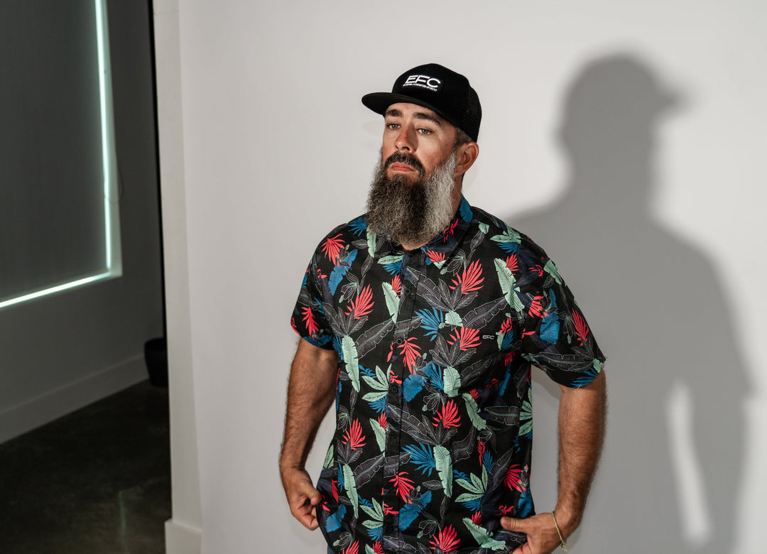 MEN'S BUTTON DOWNS