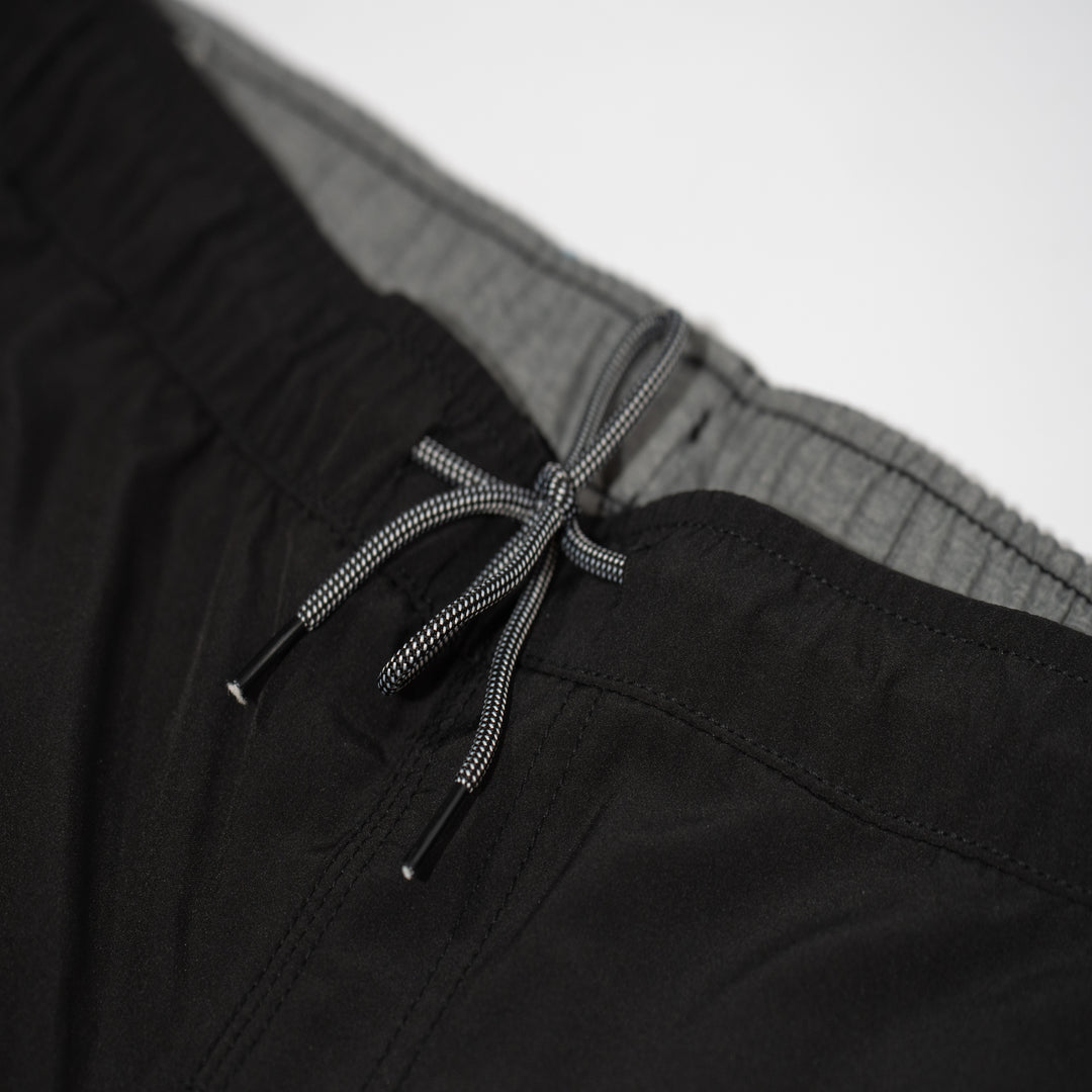 Tidal Volley Short _ 17"