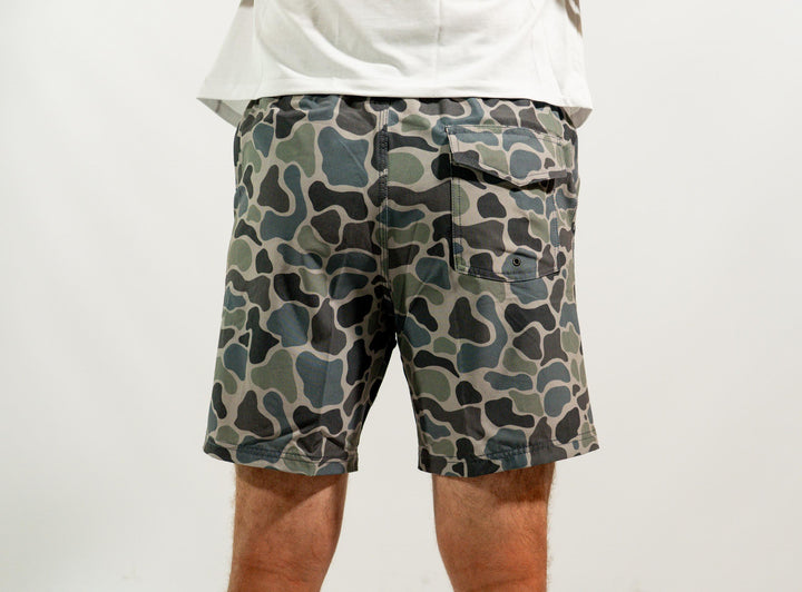 Tracker Volley Short _ 17"