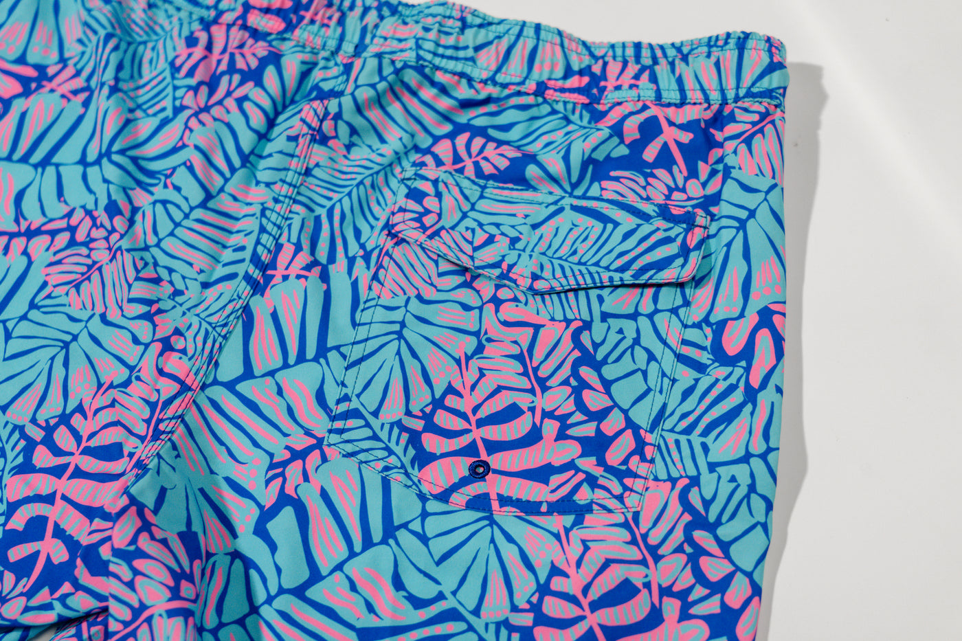Apex Volley Short _ 16"