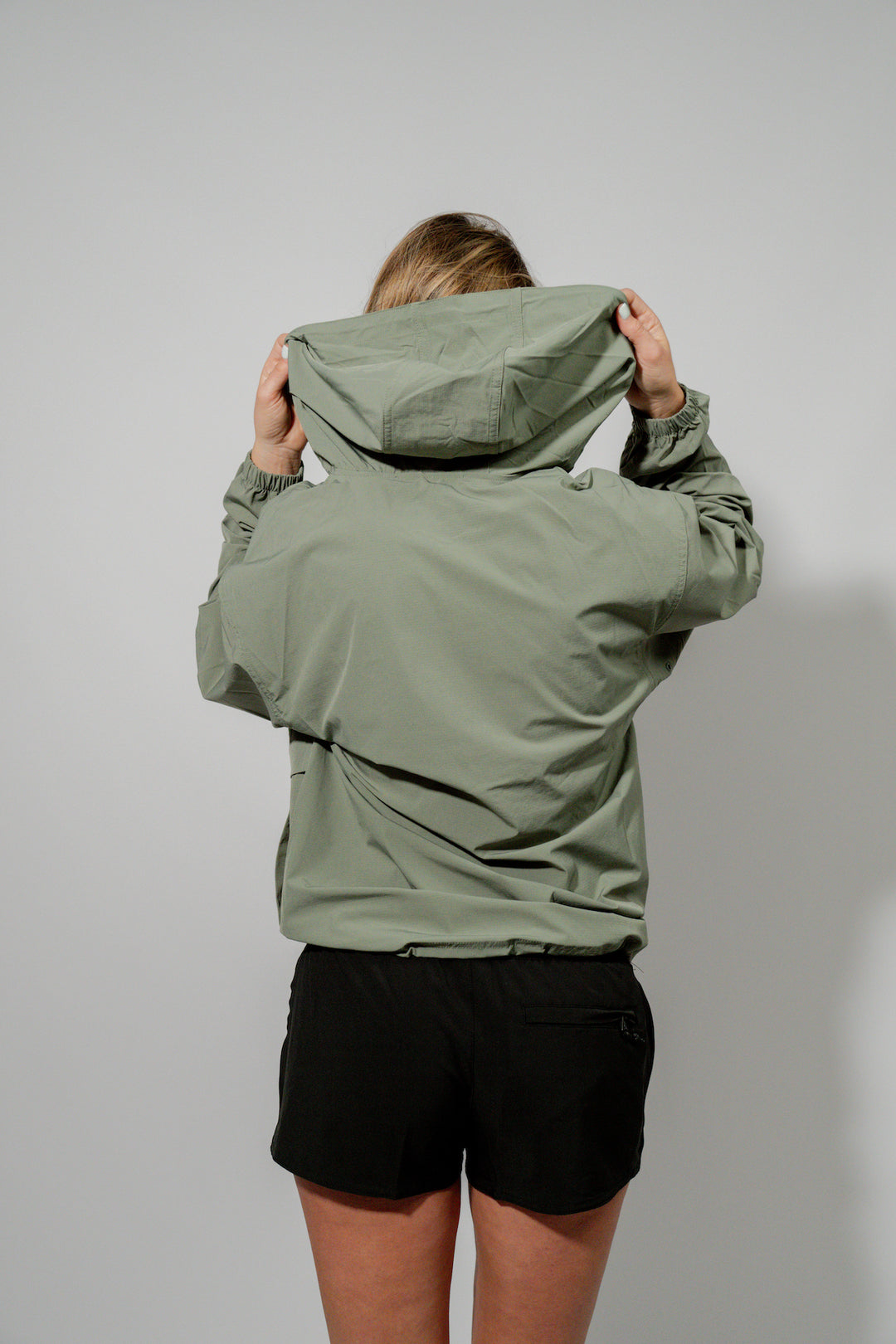 SAIL WINDBREAKER _ Sage