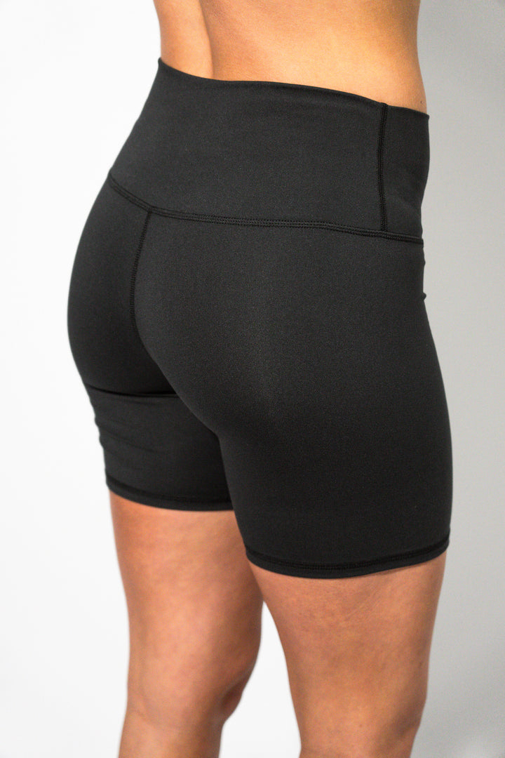 Maya Shorts _ Black