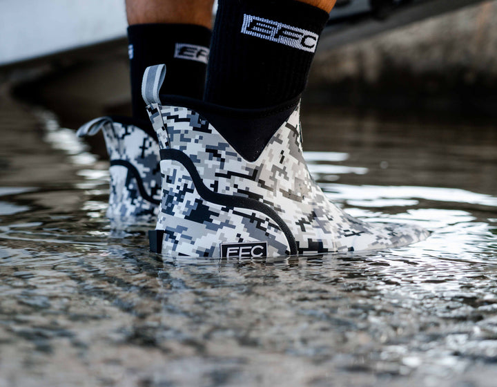 LFG DECK BOOT _ GREY DIGI CAMO