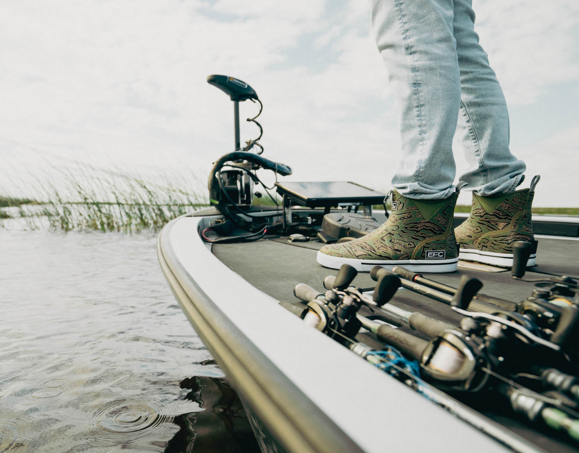 LFG DECK BOOT _ EVERGLADES CAMO – Everglades Fishing Co