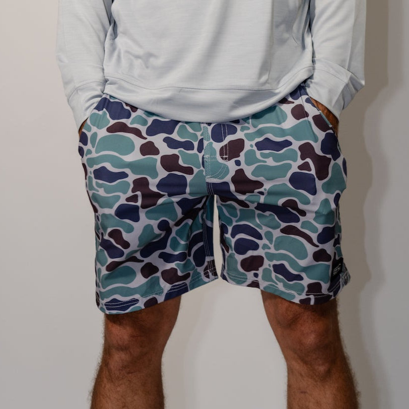 Tracker Volley Short _ 17"