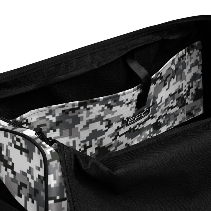 Digital CAMO DUFFEL